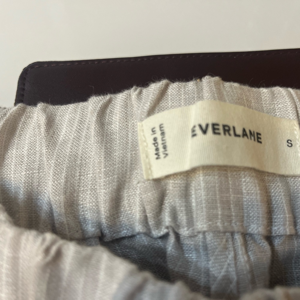 Everlane Linen-pant in grey and cream stripe